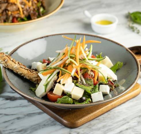 Peynirli Chia Salata