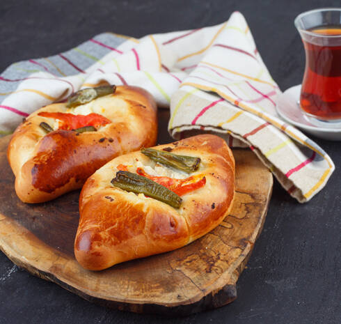 Pide Peynirli