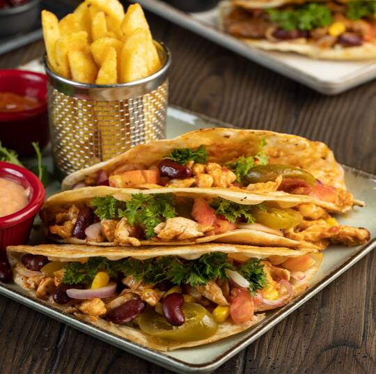 Tavuklu Taco